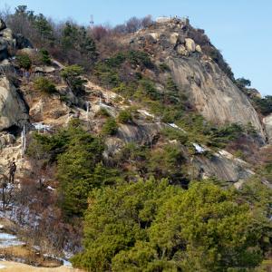 안산(鞍山)의 늦가을