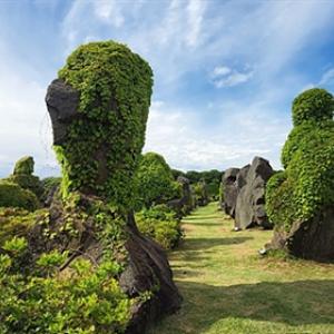 130만 평의 제주 돌문화공원... 한 사람이 만들었다고?