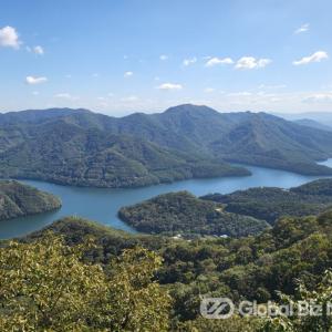 특산품 유통으로 부 축적해 2백만평 전답 사서 우송농장 창설...판소리 전승 및 교육공간 건립 등 기부 다채
