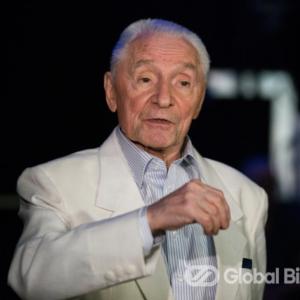 서울올림픽 때 첫 방문 후 한국 오면, 3개월간 동작 및 안무 지도 등 제자 보살펴 국립발레단 발전에 기여